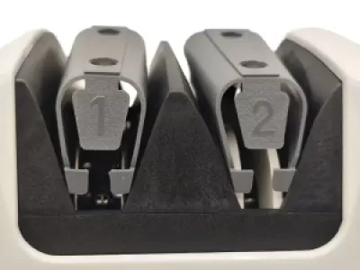 Электрическая ножеточка Chef's Choice CC-320 (белая)