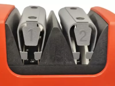 Электрическая ножеточка Chef's Choice CC-320R (красная)
