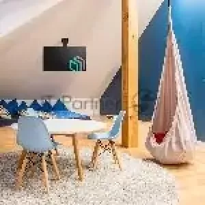 Потолочный кронштейн ONKRON CR1S для телевизора 10”- 40" складывающийся черный