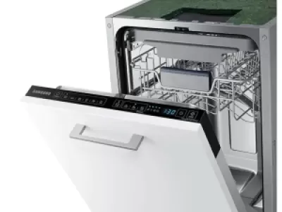 Встраиваемая посудомоечная машина Samsung DW50R4050BB