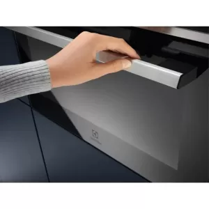 Микроволновая печь Electrolux EVM8E09X Black/Silver